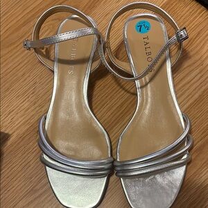 Talbots Metallic Silver Sandals size 7 1/2